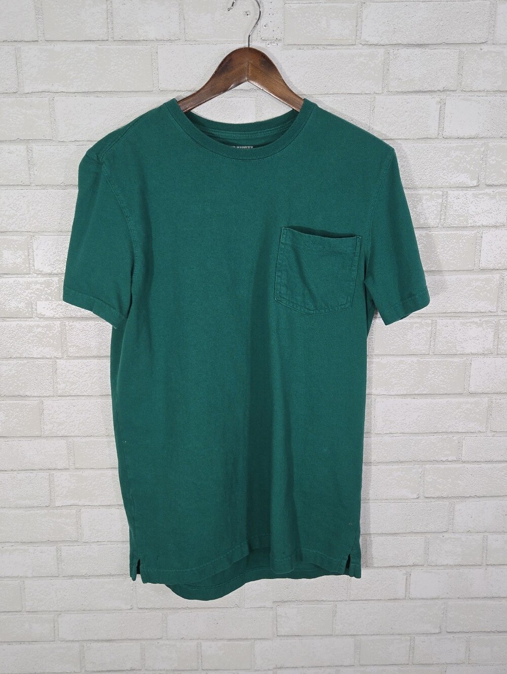 Duluth Trading Co slim fit tee